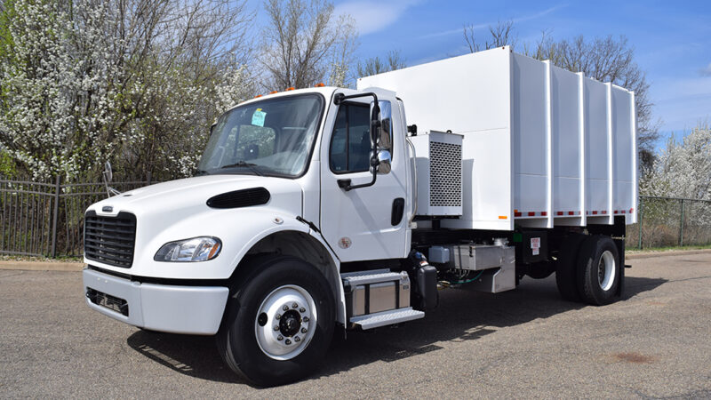 3-ARM-TruckCorp-Chassis-Mounted-Vacuum-Leaf-and-Debris-Collector-(1)