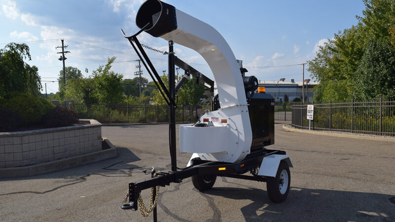 Model-2000-trailer-mounted-leaf-loader-truckcorp-arm-american-road-machinery-(3)